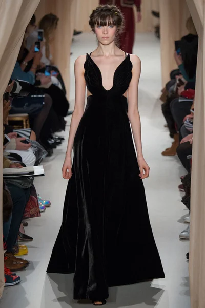 Look 1